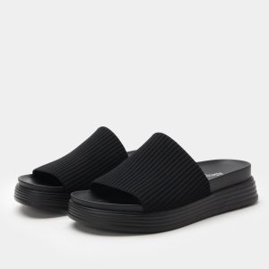 Akimi Black Sandal