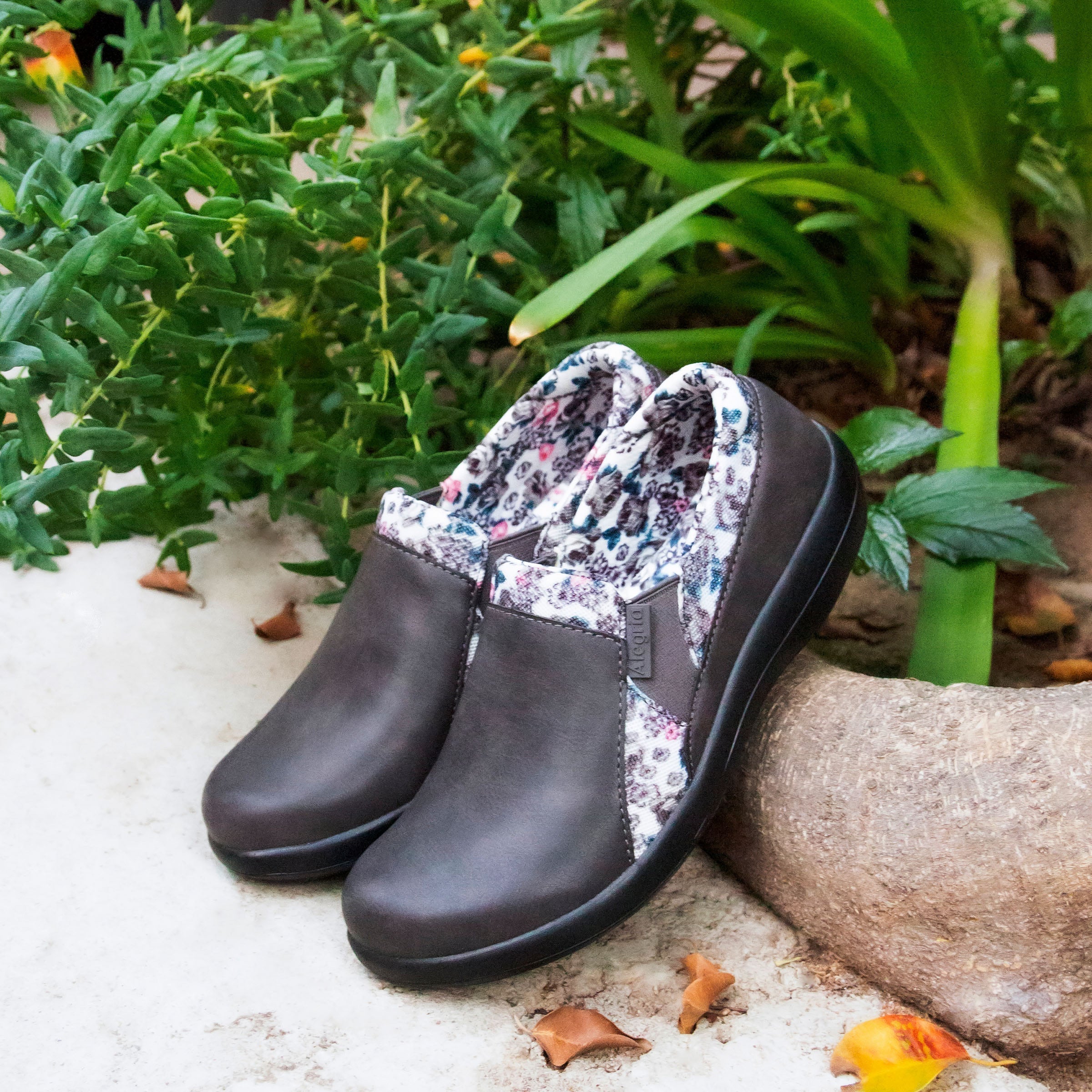 Duette Slatie Sweet Shoe - Image 2