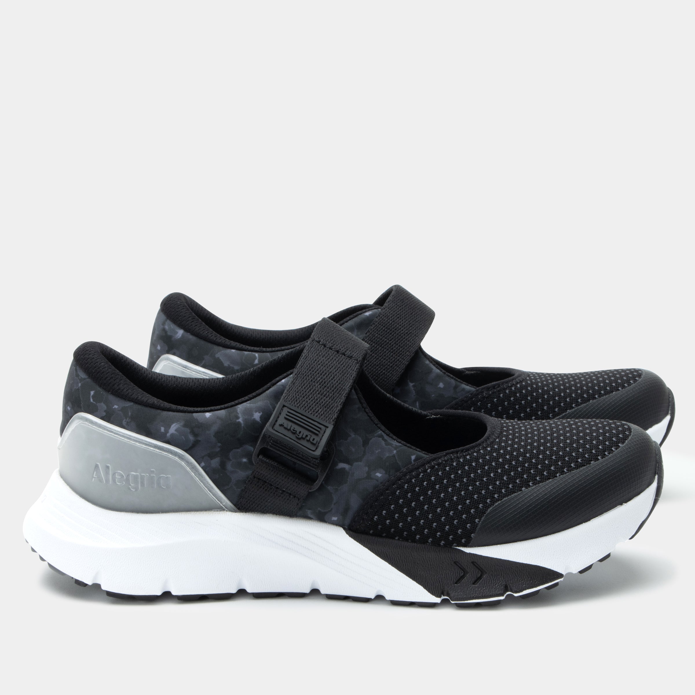Atlis Poppy Pop Black Shoe - Image 3