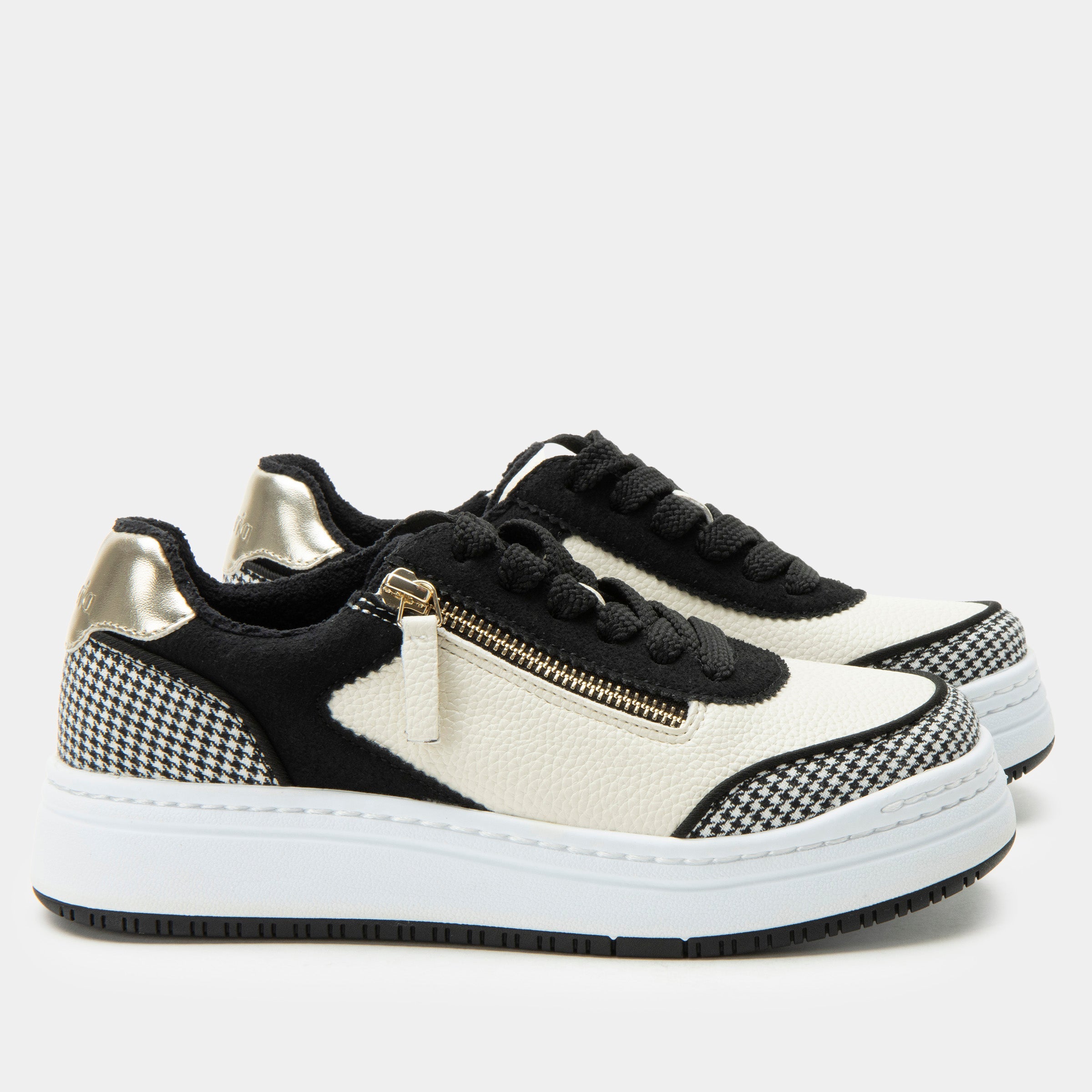 Averie Houndstooth Black Shoe - Image 3