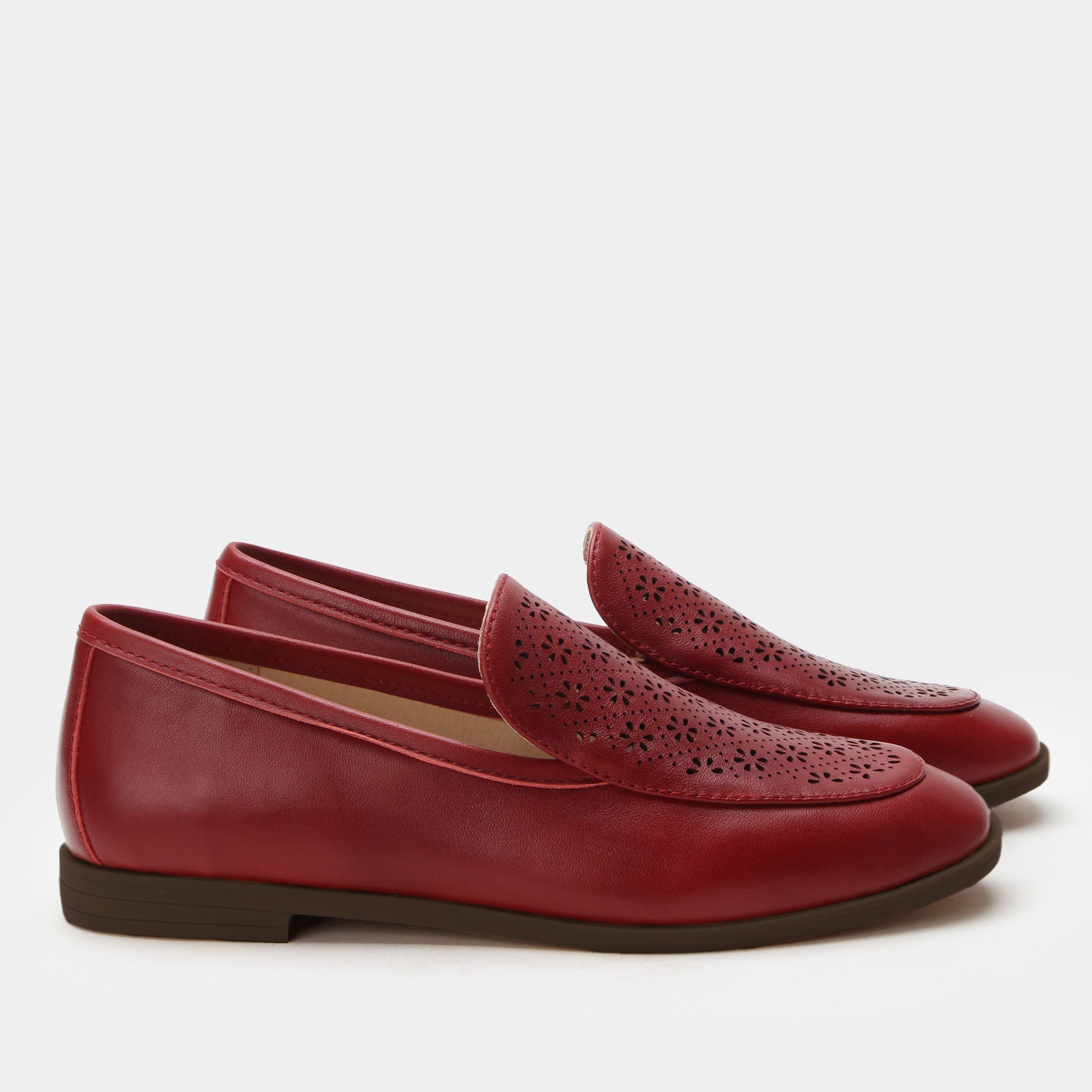 Aliya Red Breeze Shoe - Image 3