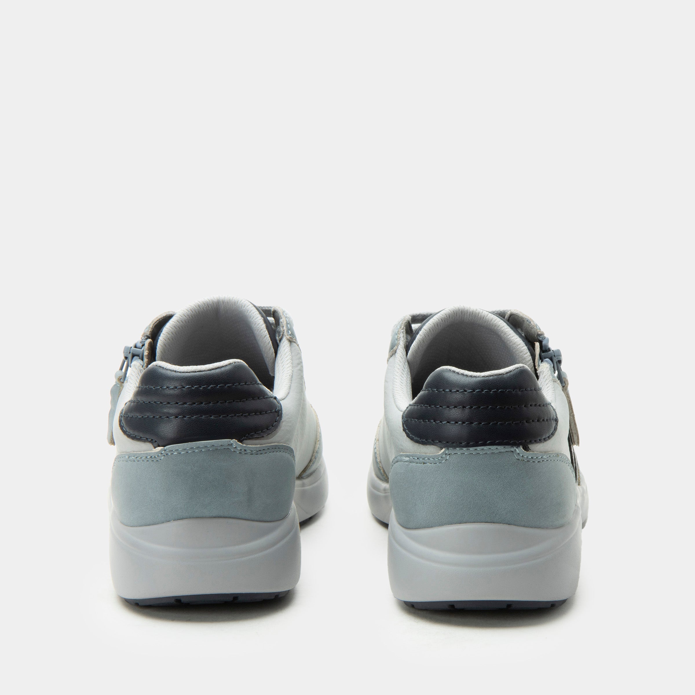 Eazeer Retro Blue Shoe - Image 4
