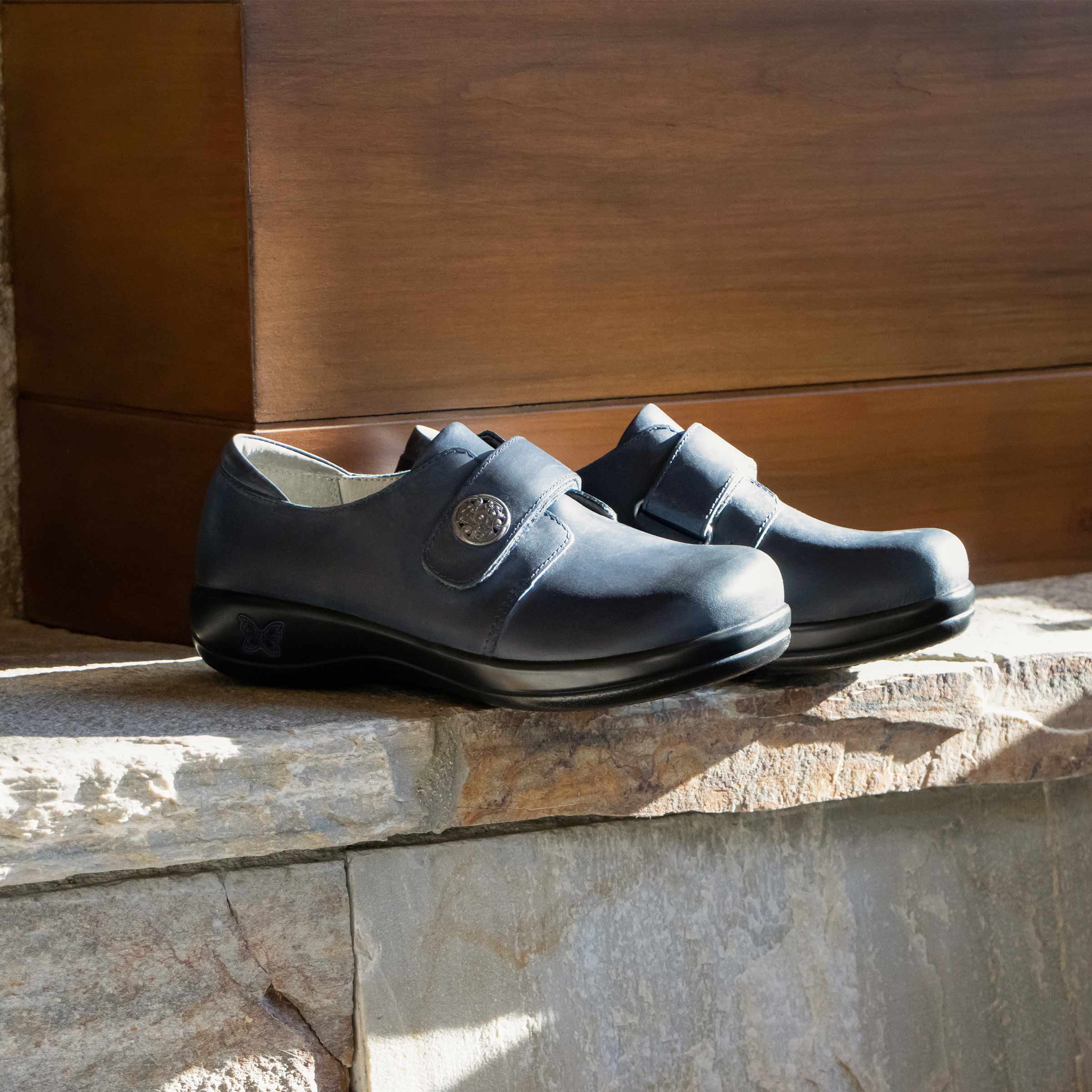Joleen Oiled Navy Shoe - Image 2