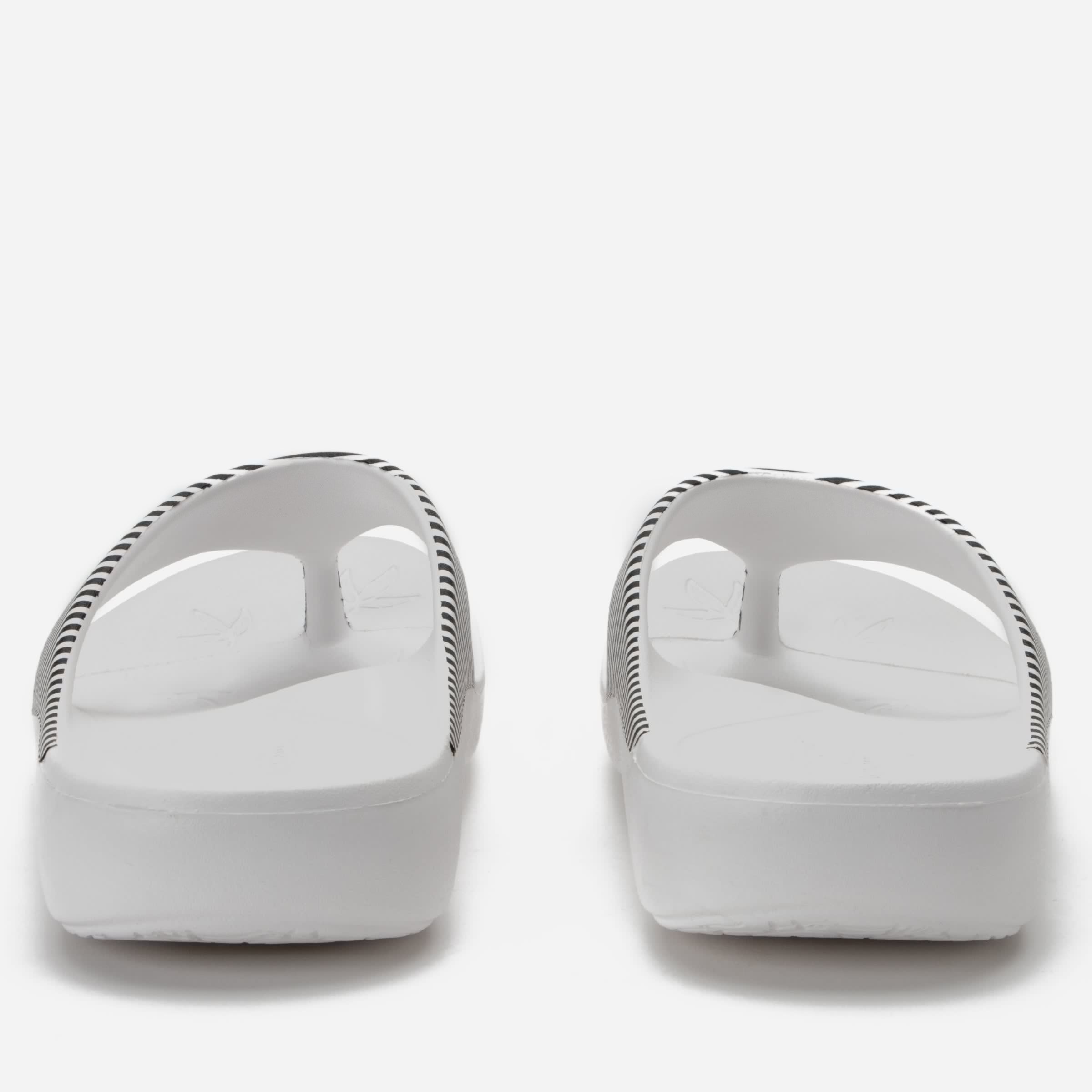 Ode Stripes Sandal - Image 3