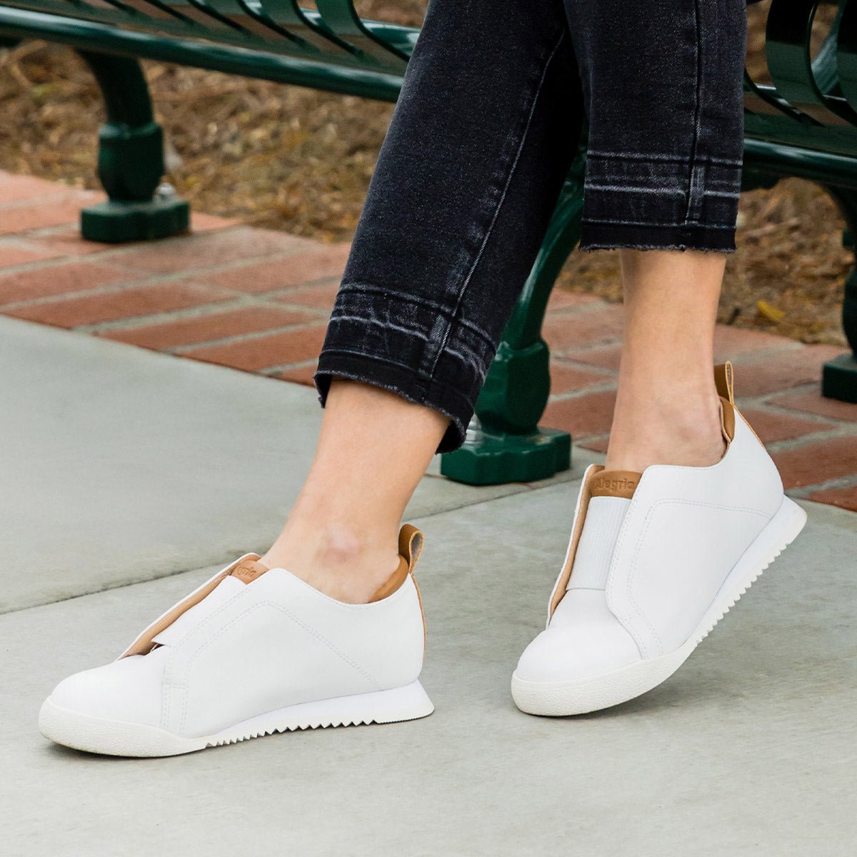 Reah White Shoe - Image 2