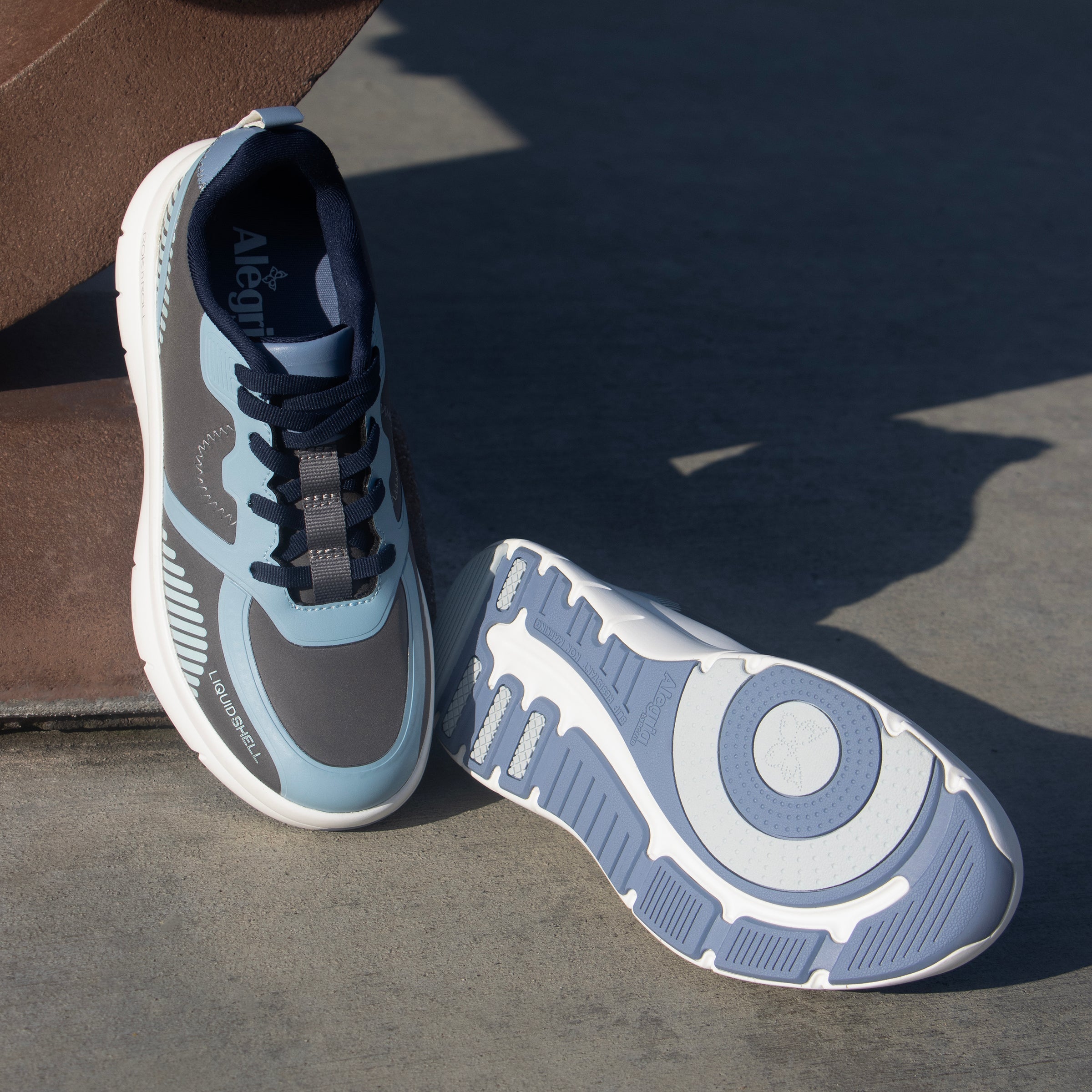 Solstyce Retro Blue Shoe - Image 2