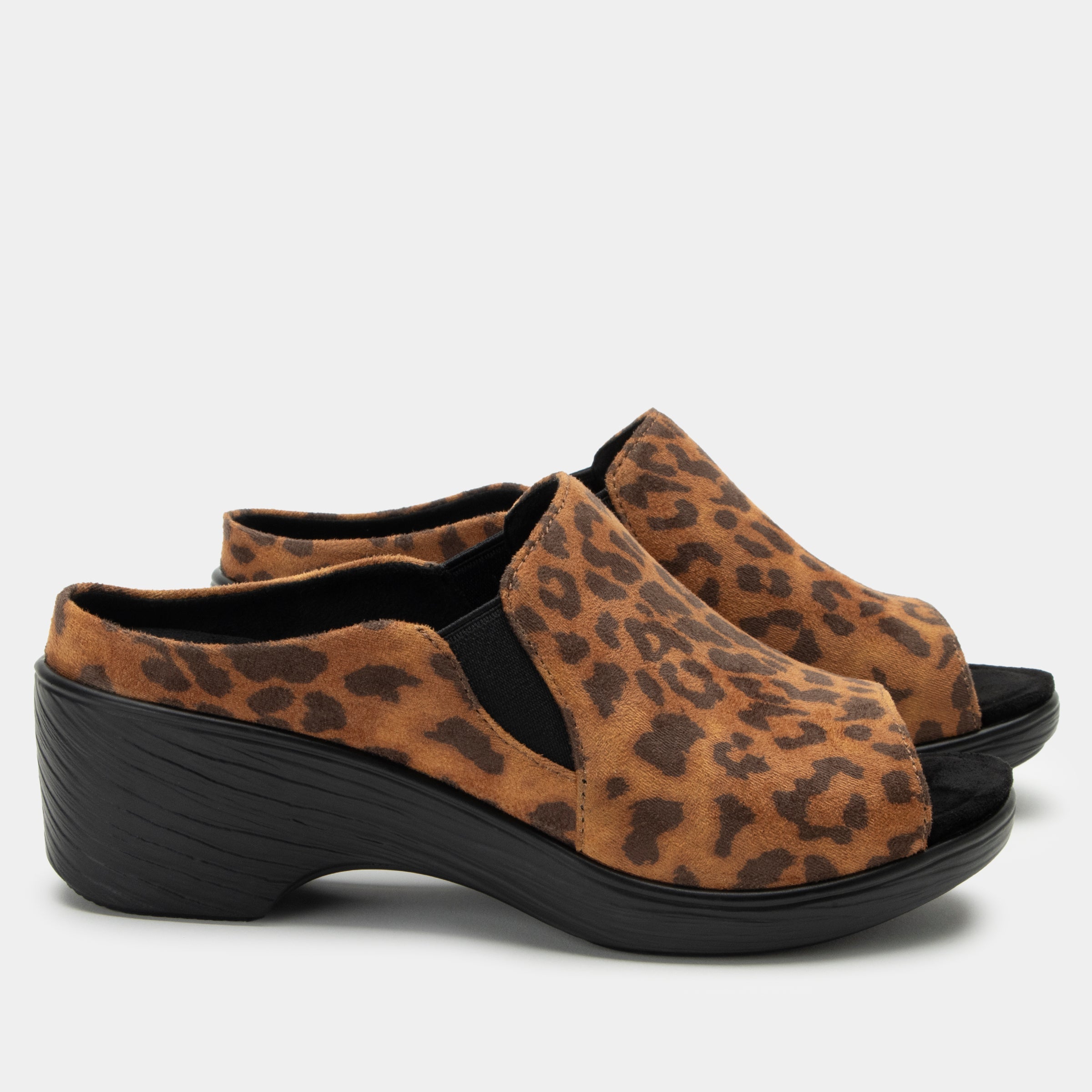 Shilaine Stretch Leopard Sandal - Image 2