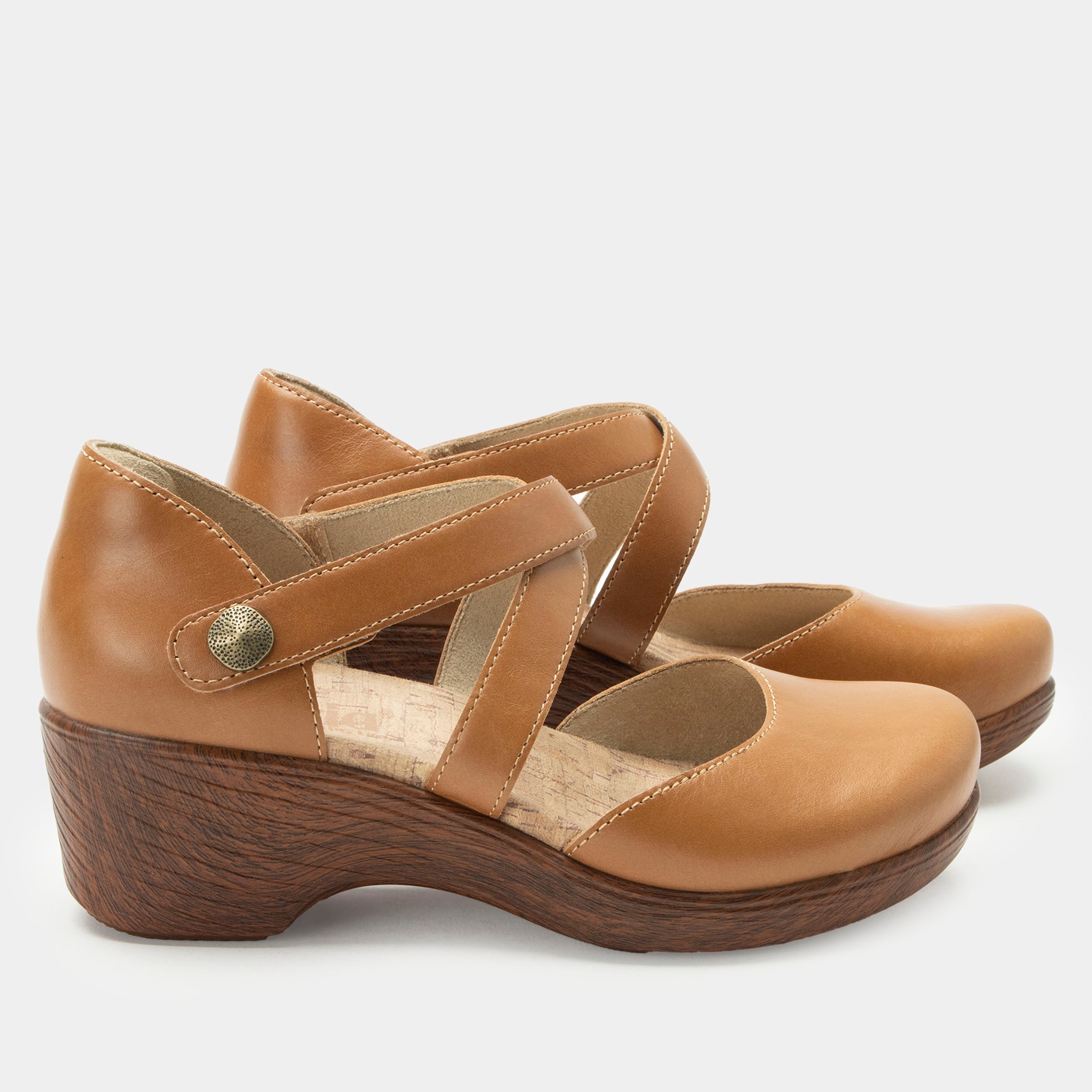 Savina Latte Shoe - Image 3