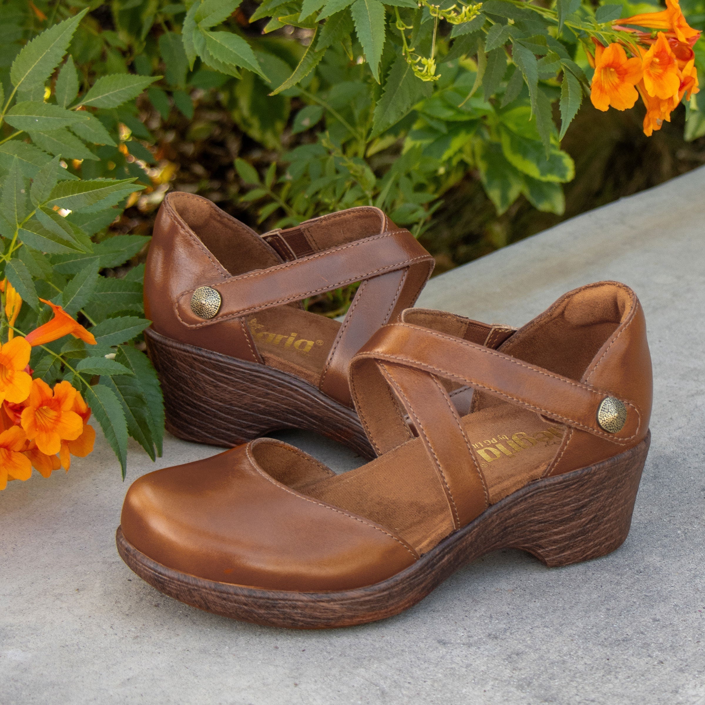 Savina Luggage Shoe - Image 2