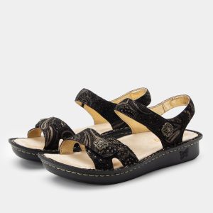 Vienna Swirling Bronze Sandal